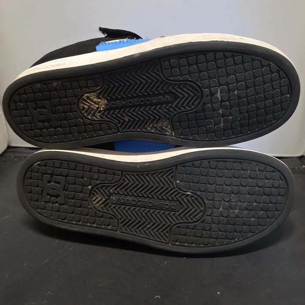 DC Shoes Manteca 4 V Low-top Kids' Sneakers in Black, Blue, and White Size 6 - Picture 9 of 14